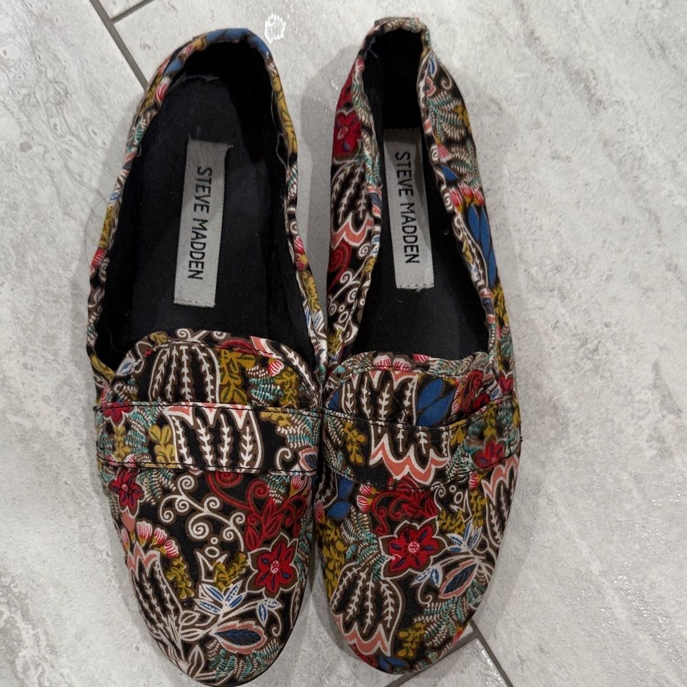 Steve Madden Women's Floral Loafers - Red, Blue, Green